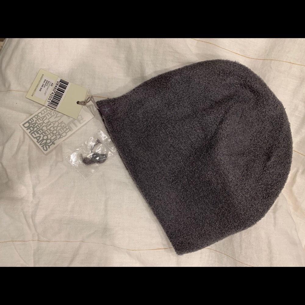 Barefoot Dreams Cozy chic Lite Graphite Beanie